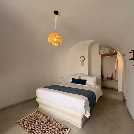 Διαμέρισμα Solasta #1 With Jacuzzi In Santorini Ακρωτήρι