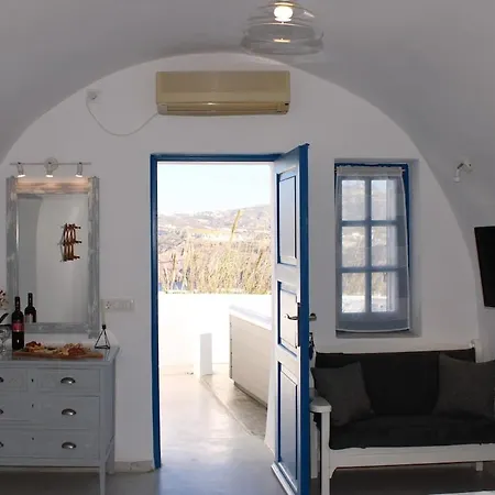 Solasta #1 With Jacuzzi In Santorini Apartment