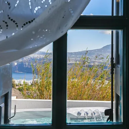 Solasta #1 With Jacuzzi In Santorini Appartement Akrotírion