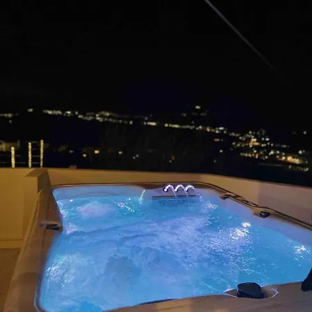 Solasta #1 With Jacuzzi In Santorini *