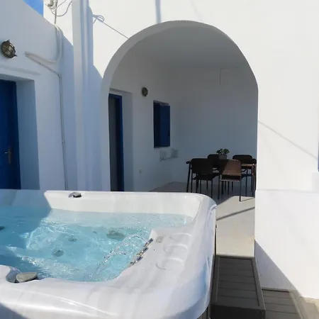 Daire Solasta #1 With Jacuzzi In Santorini Akrotírion