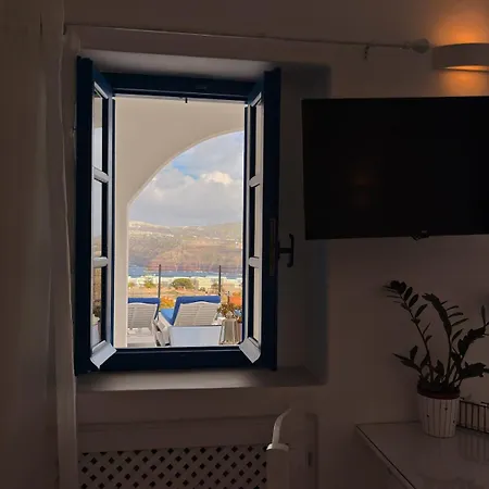 Solasta #1 With Jacuzzi In Santorini Daire