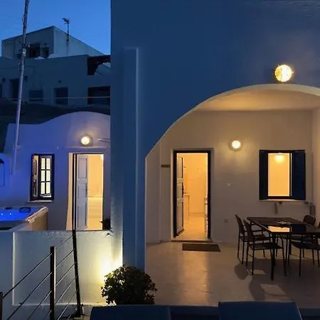 Daire Solasta #1 With Jacuzzi In Santorini